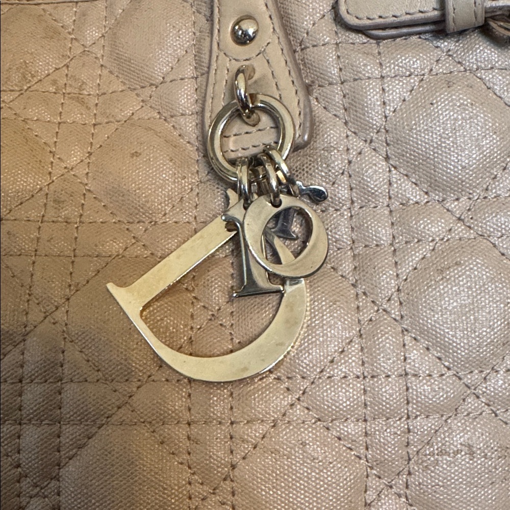 Christian Dior Authentic Cannage 🛠️ Project Bag 🛠️ - Picture 2 of 9